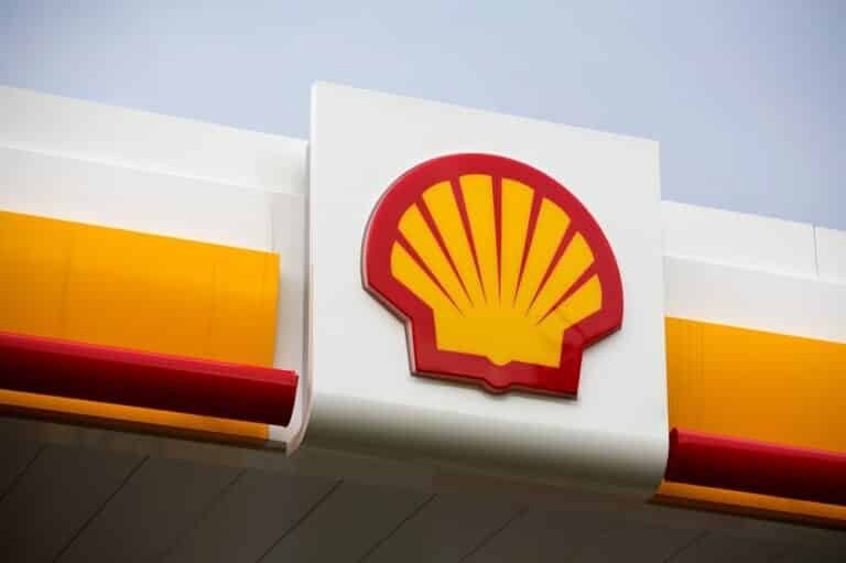 Shell Signs Contract For Carbon Neutral LNG with PetroChina