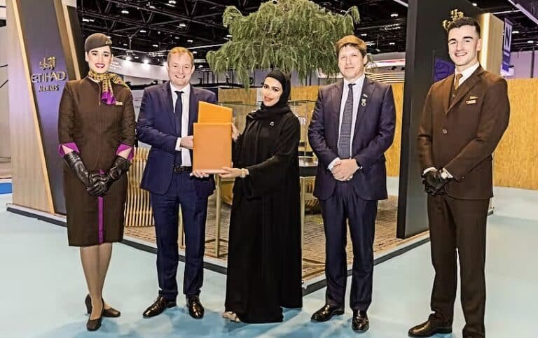 Etihad And SATAVIA Optimize Vapor Trails