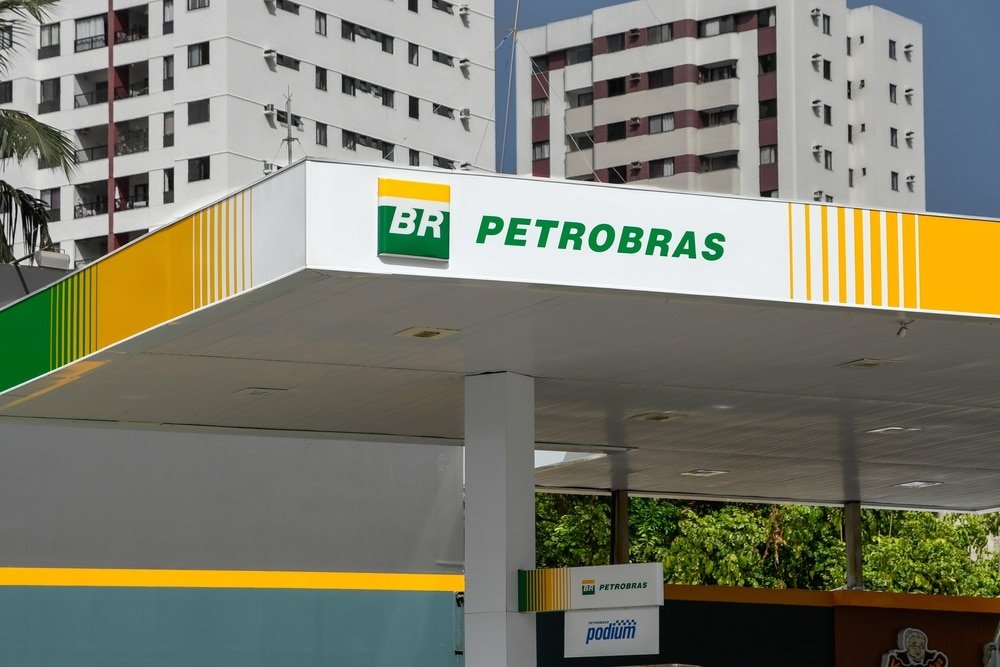 Petrobras buys first-ever carbon credits, to invest $120M