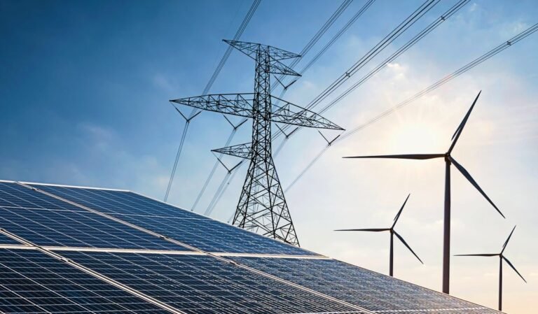 US government invests in power grid upgrade with renewables and clean energy